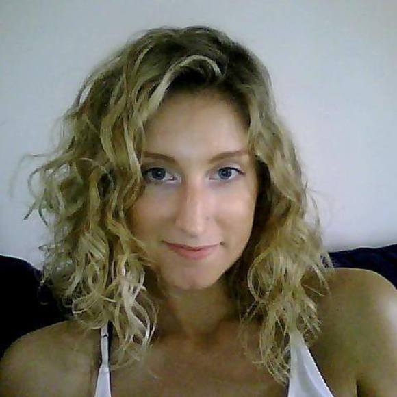 Meet your Posher, Erica - Picture 1 of 1